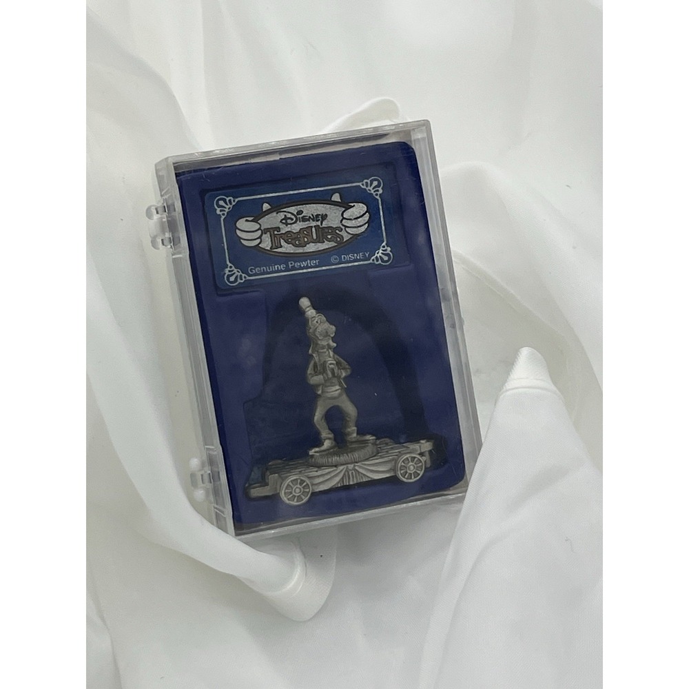 NIB Vtg Disney Treasures Goofy Train Car Pewter Figurine